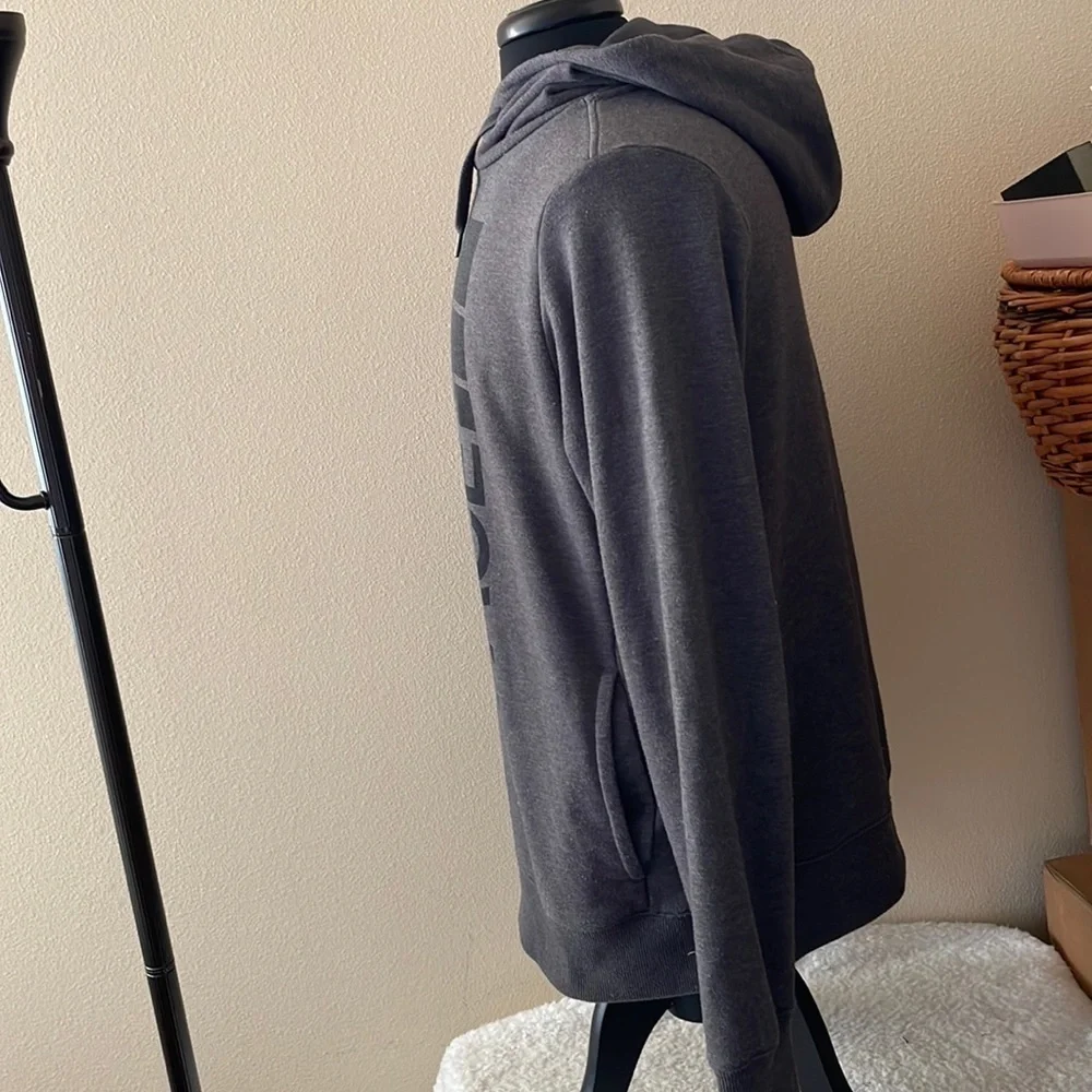 THE North Face Hoodie Size Medium